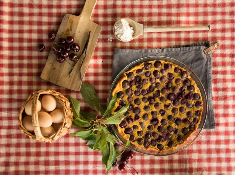 Clafoutis aux cerises ®Malika Turin - Corrèze Tourisme