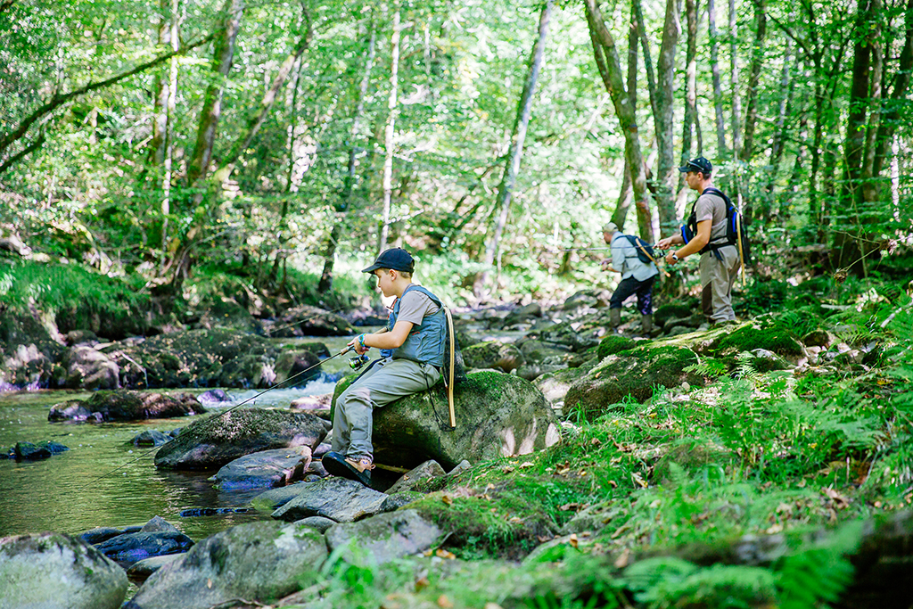 S'évader et se ressourcer en pleine nature - La pêche ©Les Conteurs