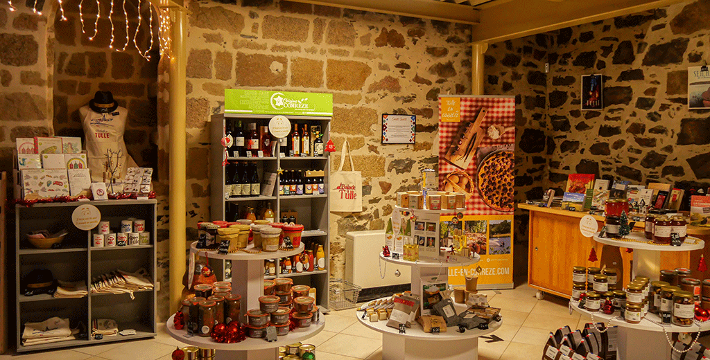 La boutique de l'Office de Tourisme ©OT Tulle en Corrèze Boutique ©OT Tulle en Corrèze