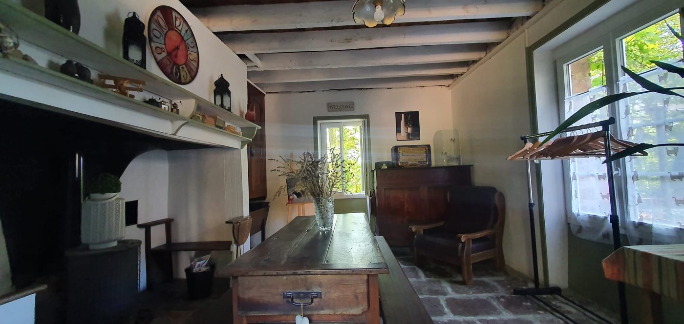 LePassadou-Aubazine_dortoirPieceCommune_3