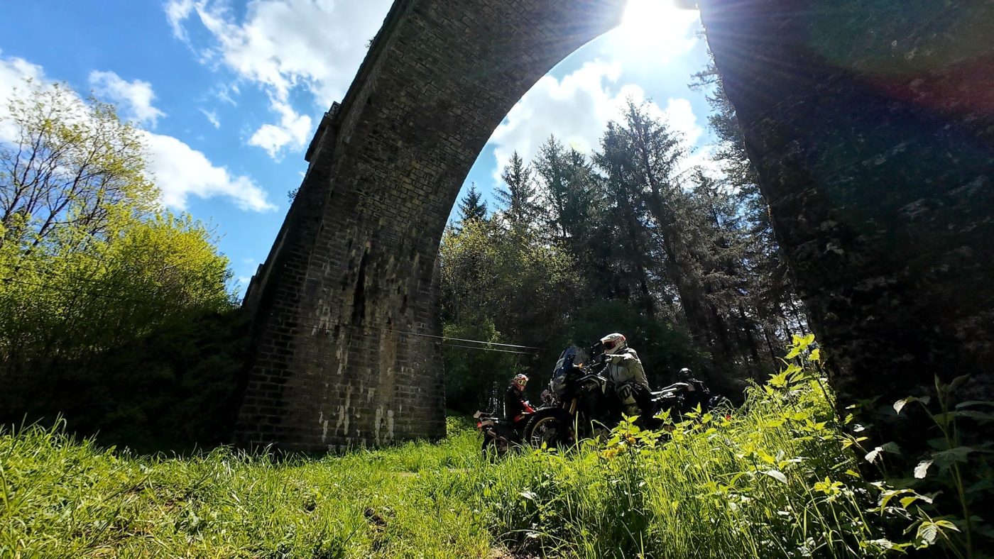 496327695_122135924834779782_1660120861871832445_n-min