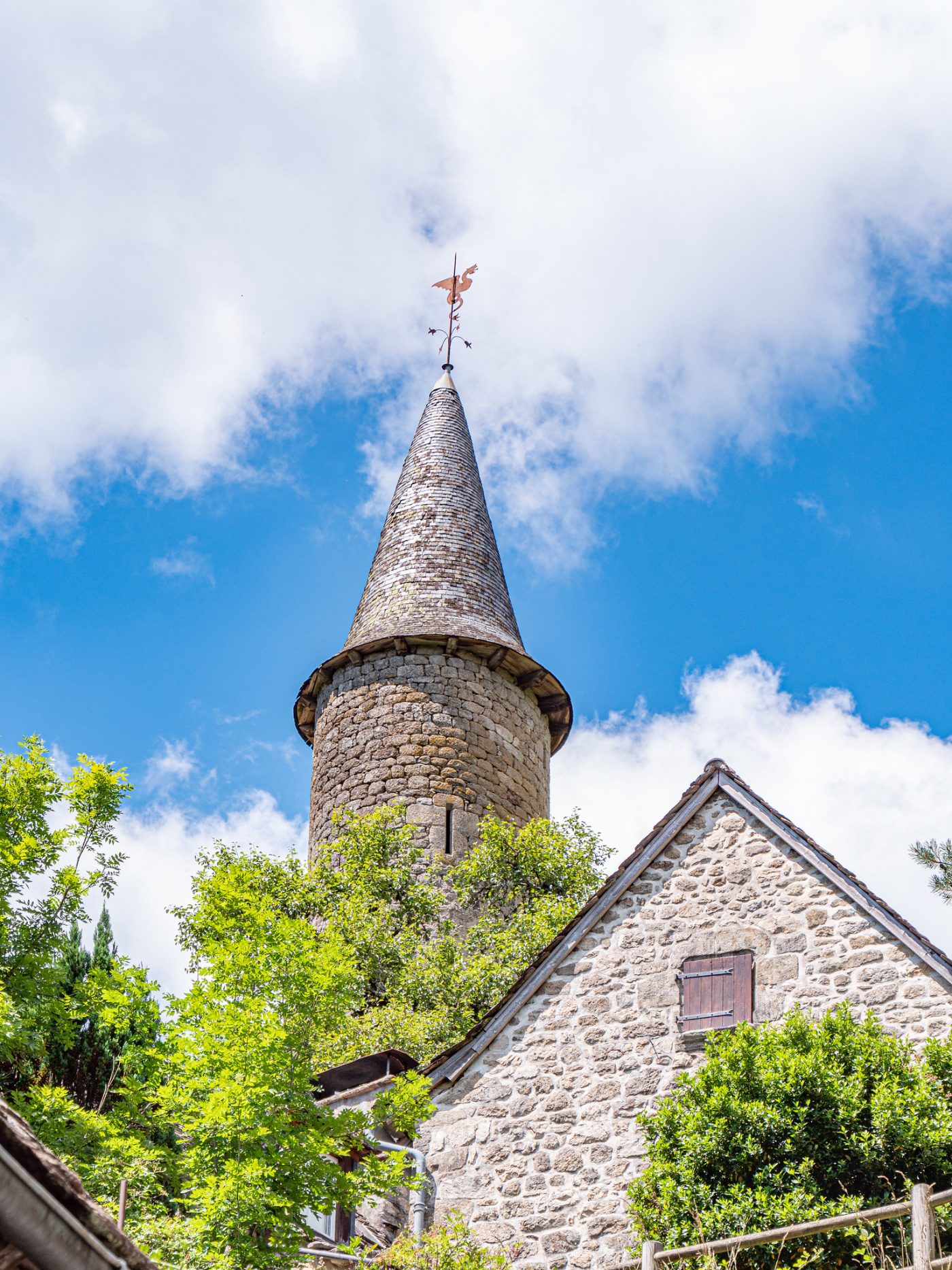 tour – La Roche Canillac