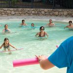 Aquagym à la piscine du camping