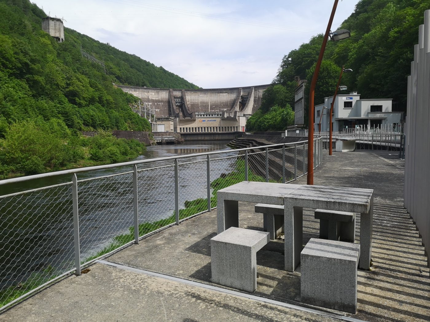 Vue espace Odyssélec et barrage du Chastang_7