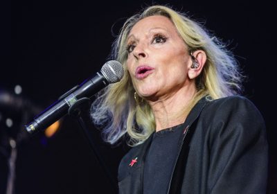 Veronique-Sanson-guerie-elle-se-confie-sur-son-combat-contre-le-cancer