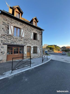 b642f319f7e1cf44f4d595244d104e71b038e979